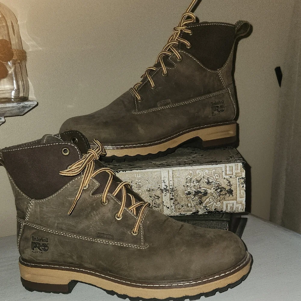 NEW Timberland PRO Womens Or Mens Brown Work Boots - Picture 1 of 5